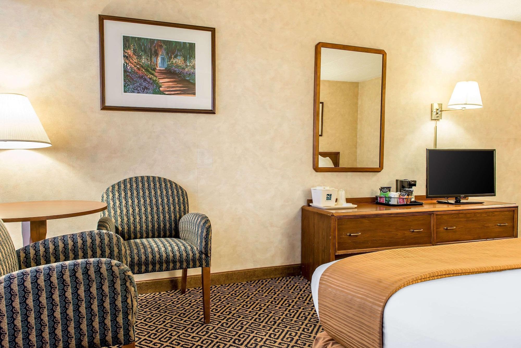 Quality Inn And Conference Center Springfield Kültér fotó