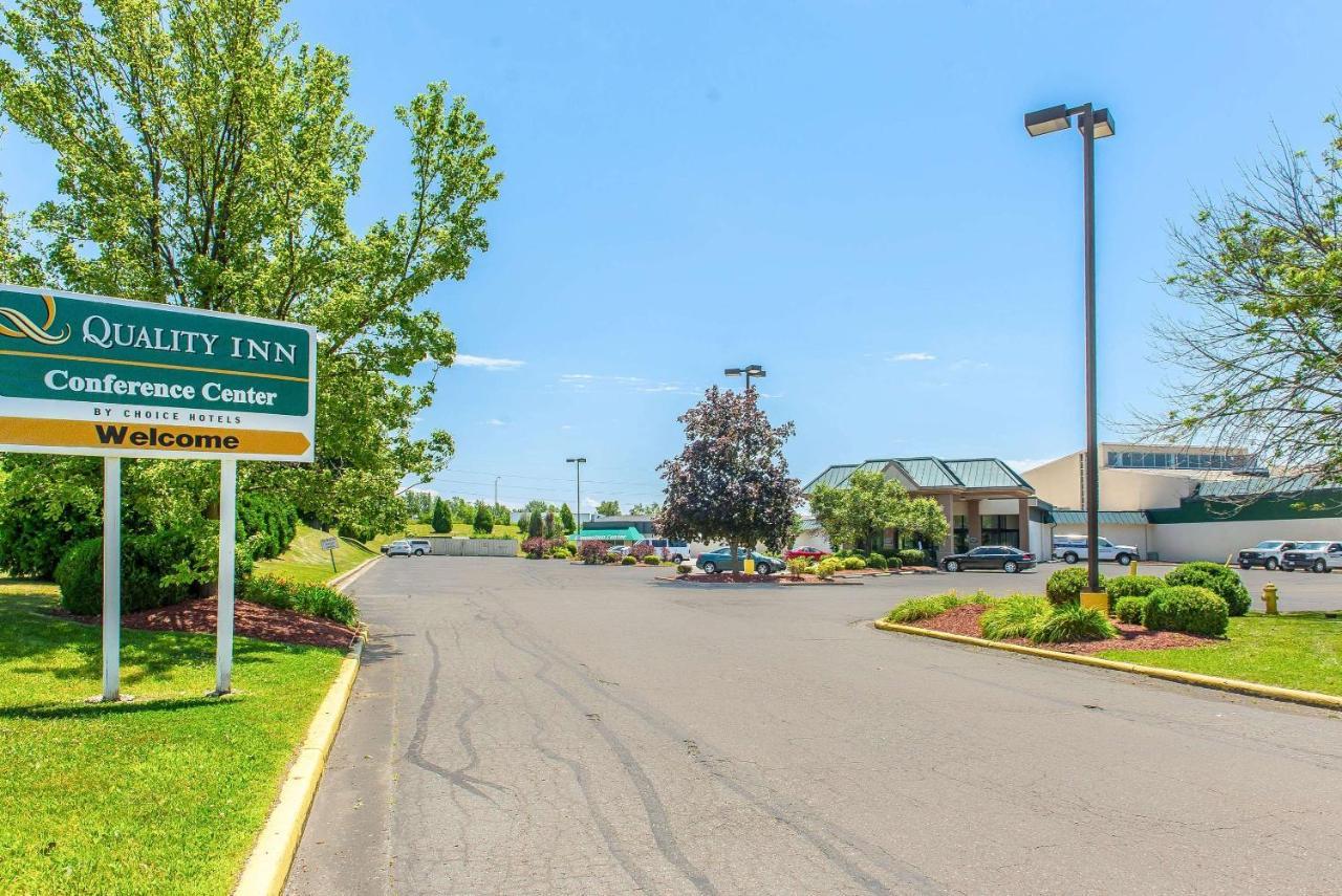 Quality Inn And Conference Center Springfield Kültér fotó
