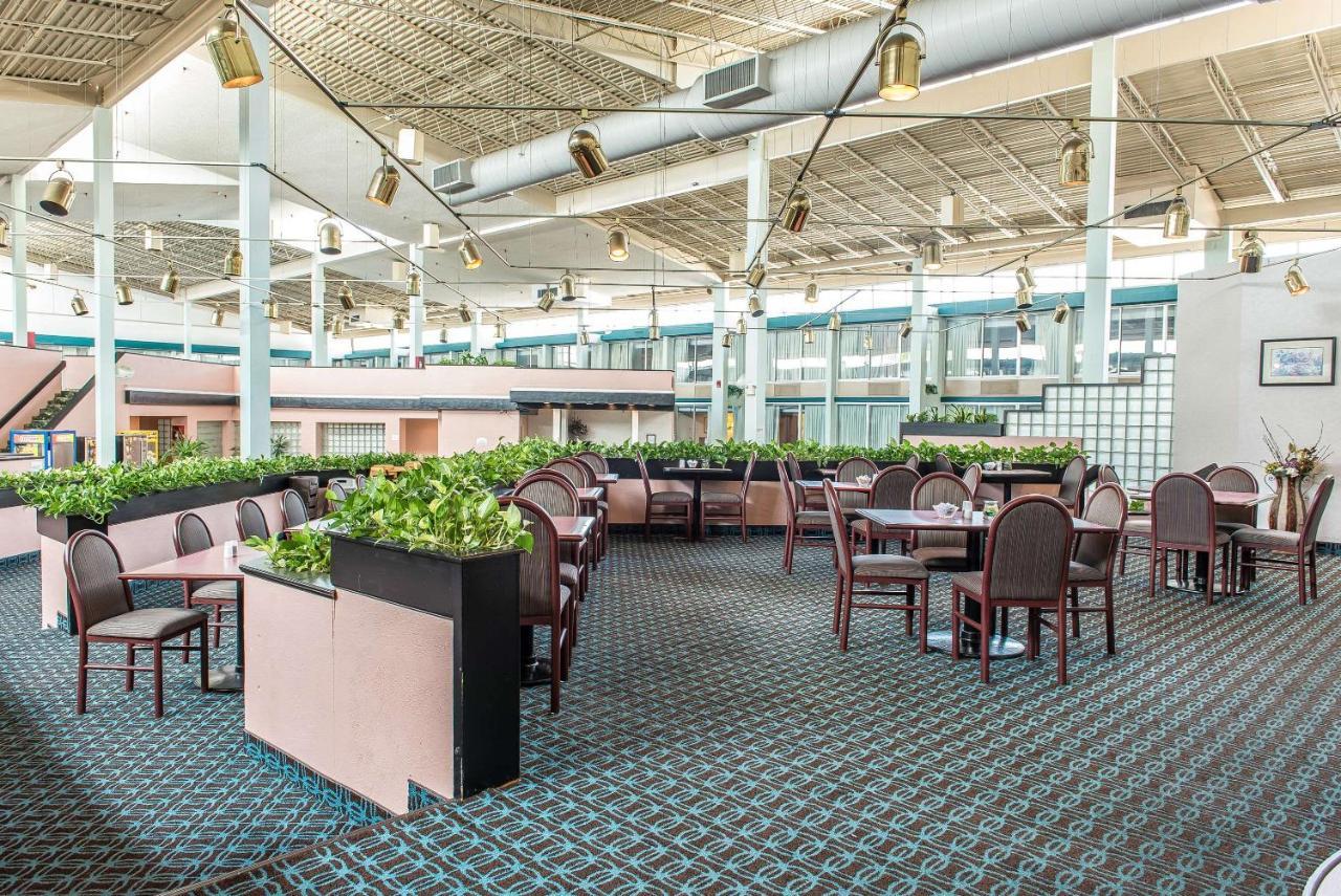 Quality Inn And Conference Center Springfield Kültér fotó